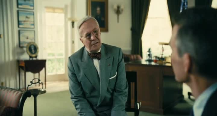 Oppenheimer Meets with Truman